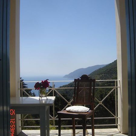 Villa Frederike in Alonissos Old Town Alónnisos Exteriör bild